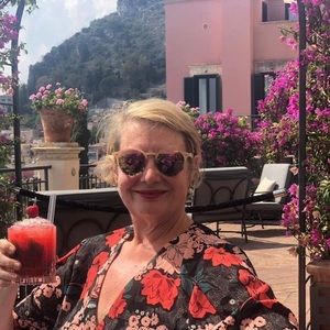 Meet your Posher, Catherine